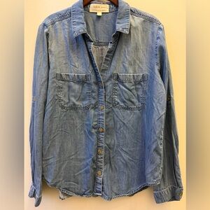 Cloth & Stone Light Blue Chambray Denim Top Soft Button Down Collar Anthro